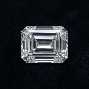 Emerald 1 Ct White SI2